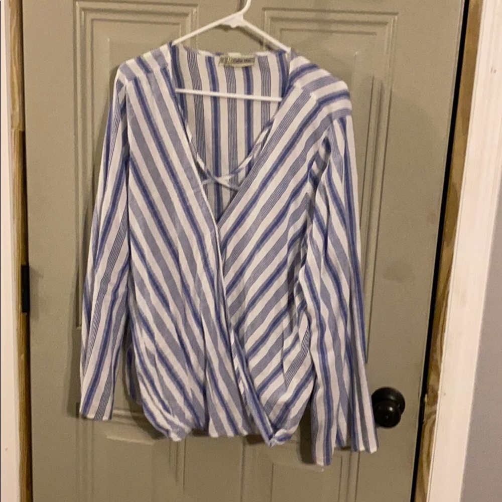Flowy criss cross top